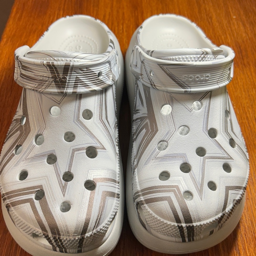 Crocs Gray & White Disco Star Graphic Classic Platform Unisex Clog M7 W9